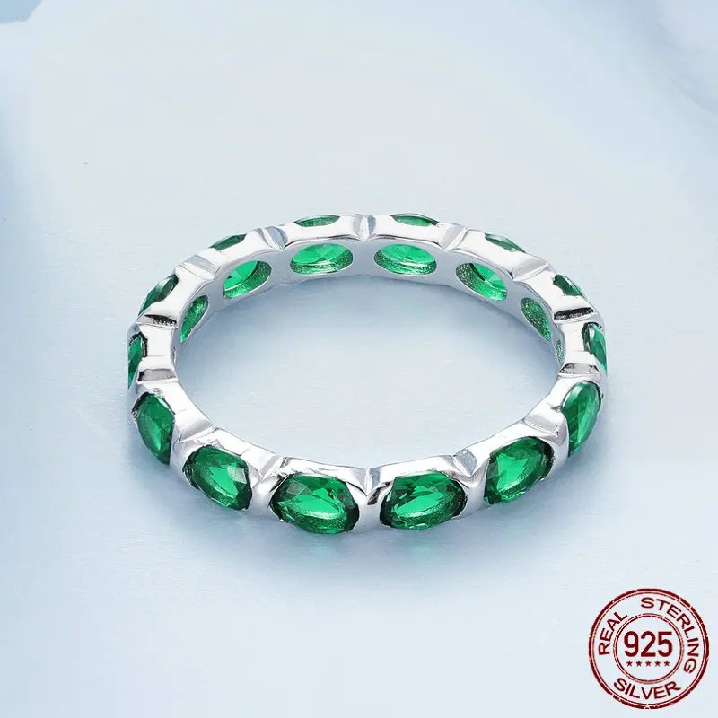 925 Sterling Silver Ring with Dazzling Green Spinel.