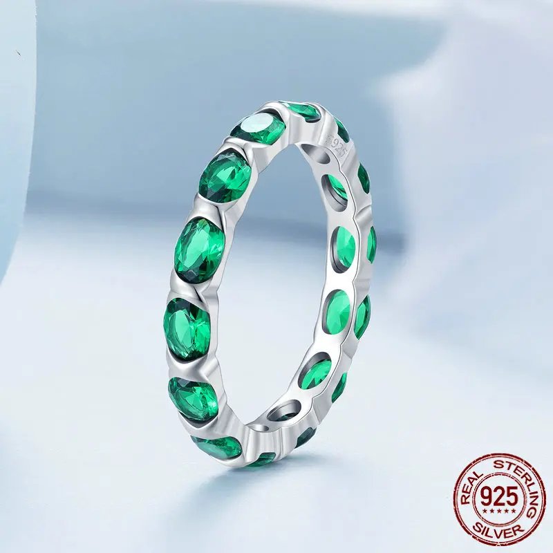 925 Sterling Silver Ring with Dazzling Green Spinel.