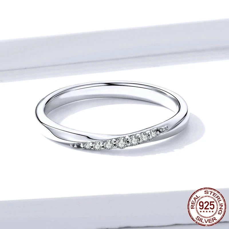 Dazzling Pure 925 Sterling Silver Ring.