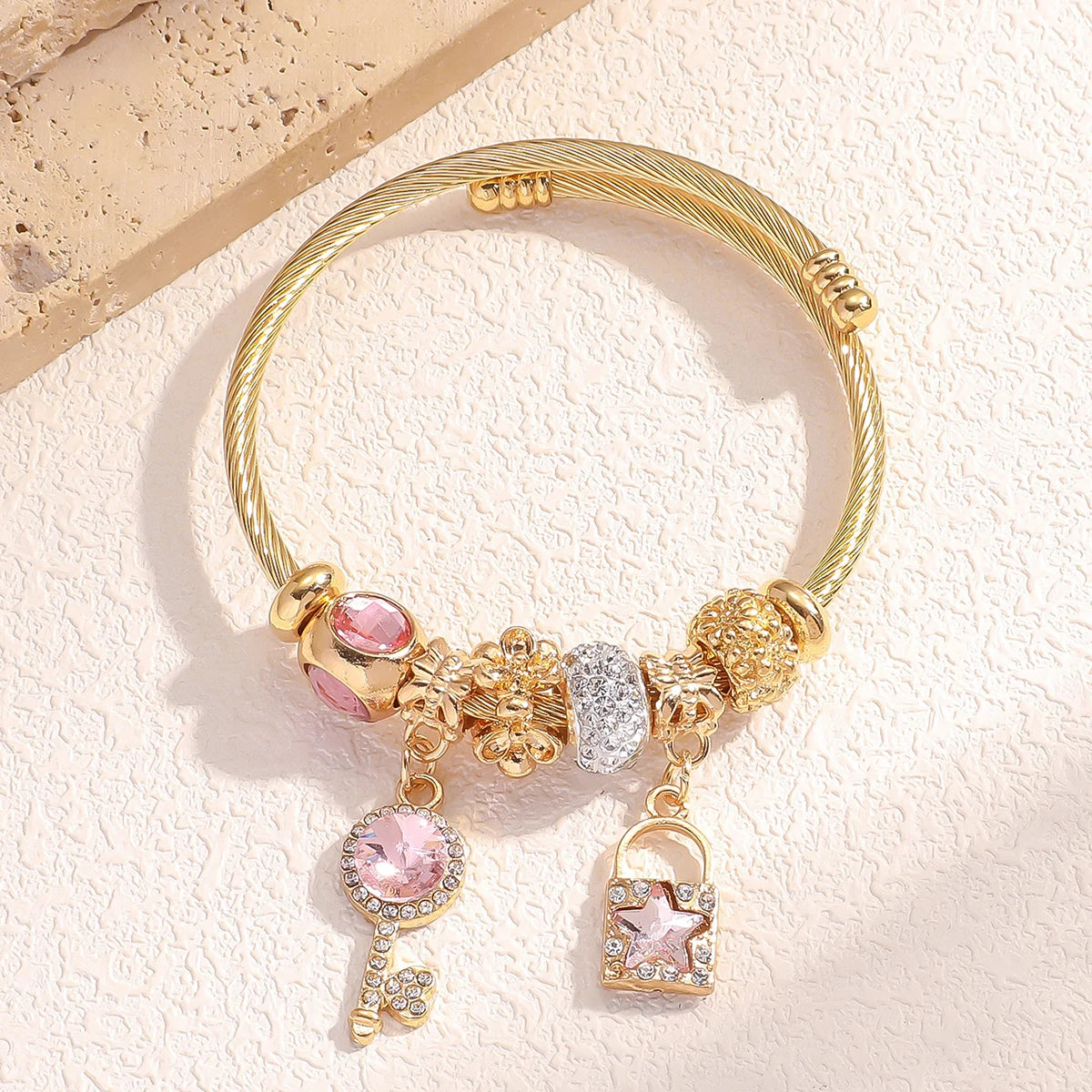 Rosa bracelet.