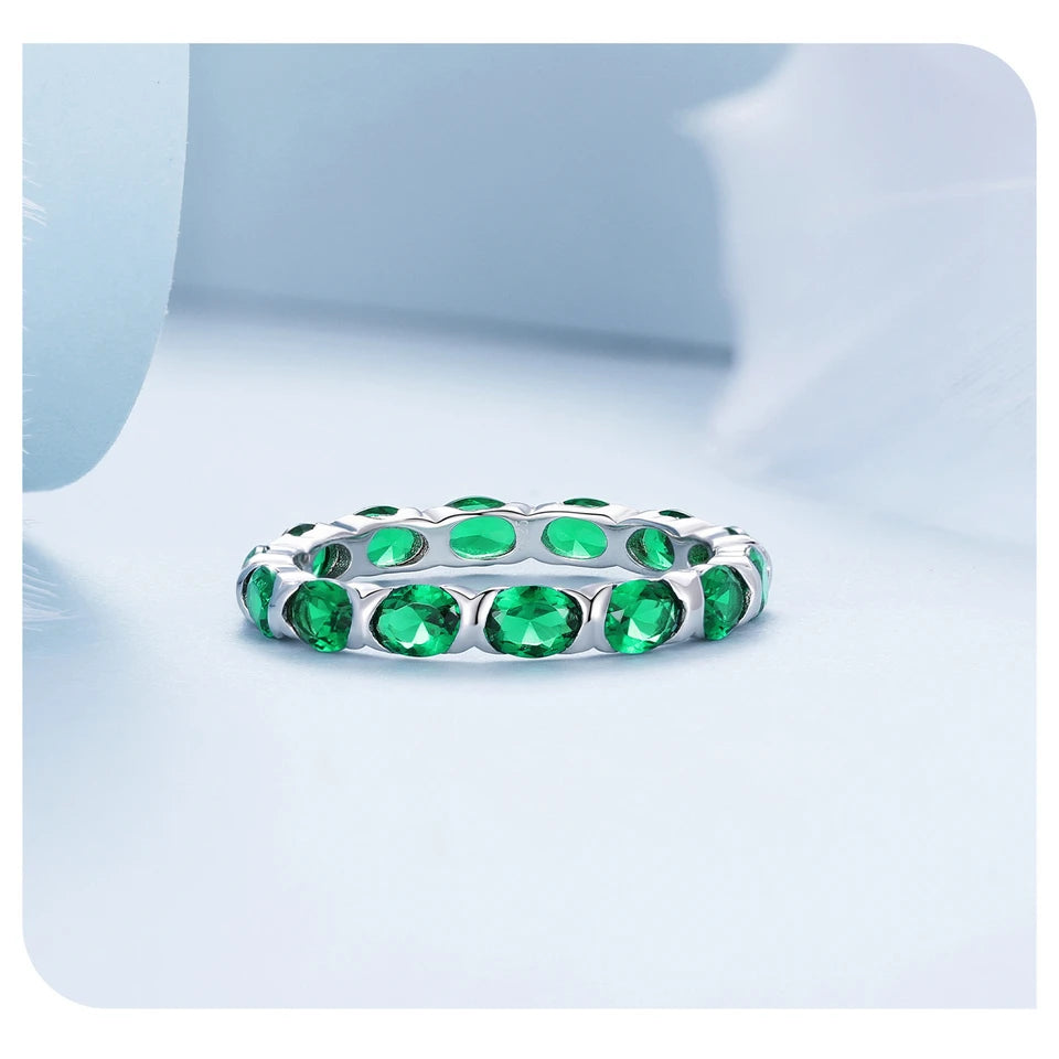 925 Sterling Silver Ring with Dazzling Green Spinel.