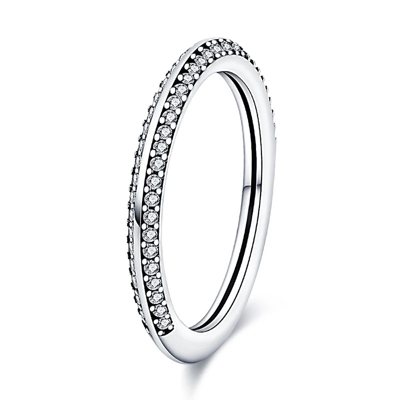 New advanced ring in genuine 925 sterling silver.