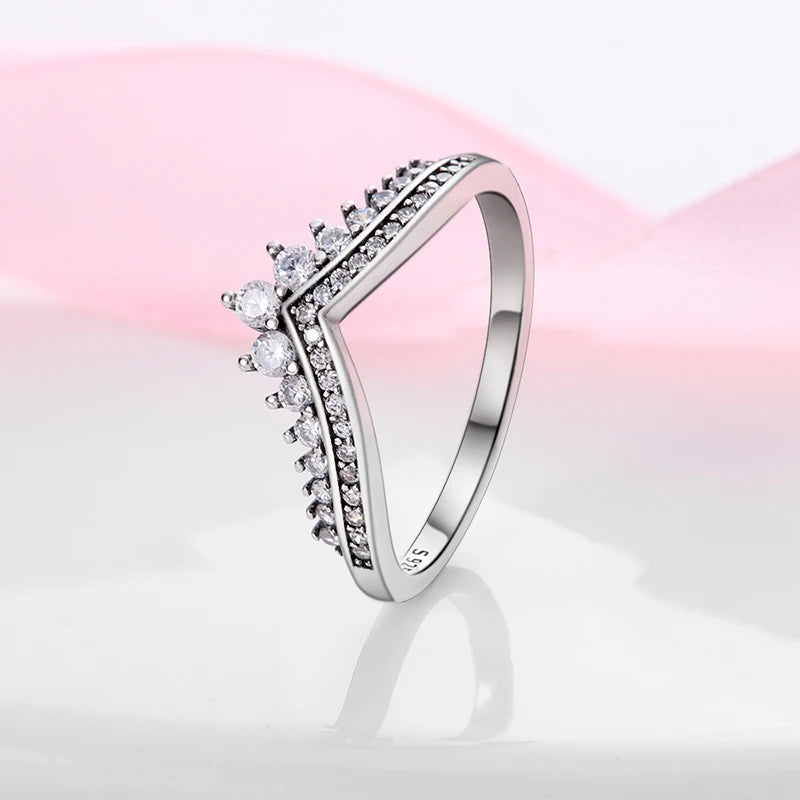 New advanced ring in genuine 925 sterling silver.