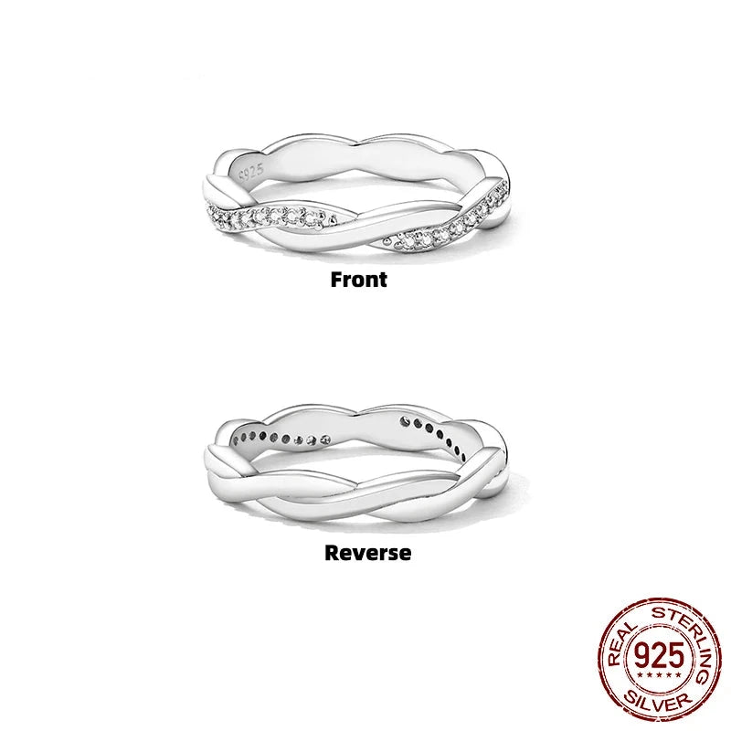 Simple Twist Ring in 925 Sterling Silver 14K Gold Plated.