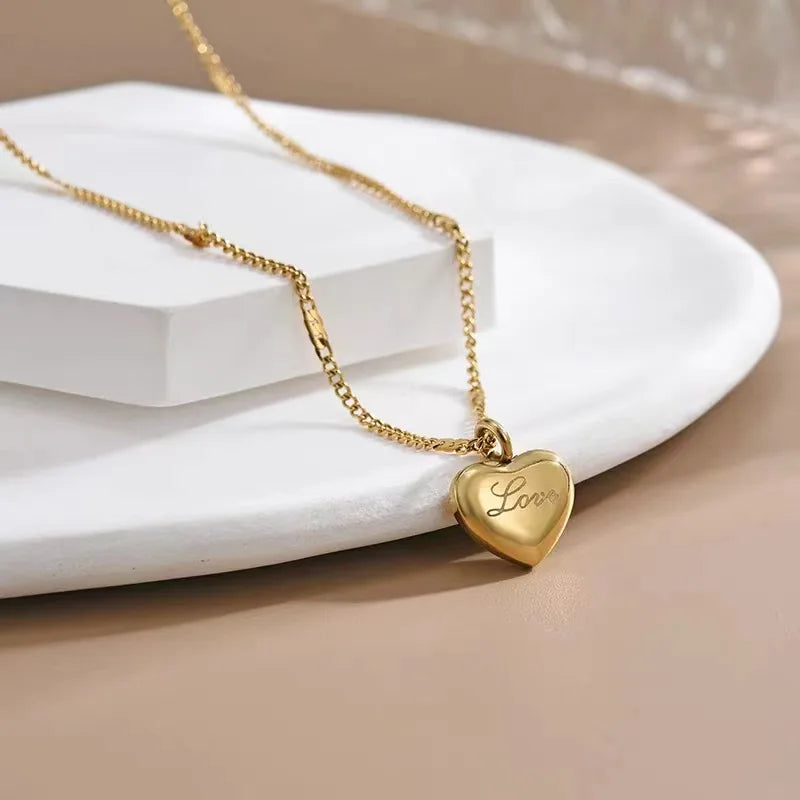 Fashion gold color necklace peach heart engraved love.