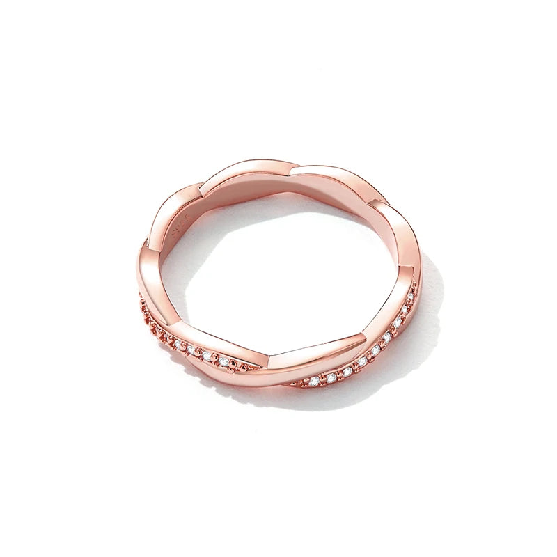 Simple Twist Ring in 925 Sterling Silver 14K Gold Plated.