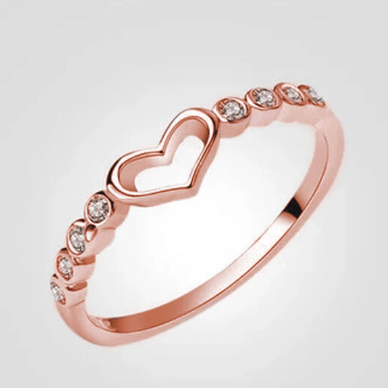 Chic heart shaped rings with sparkling cubic zirconia.