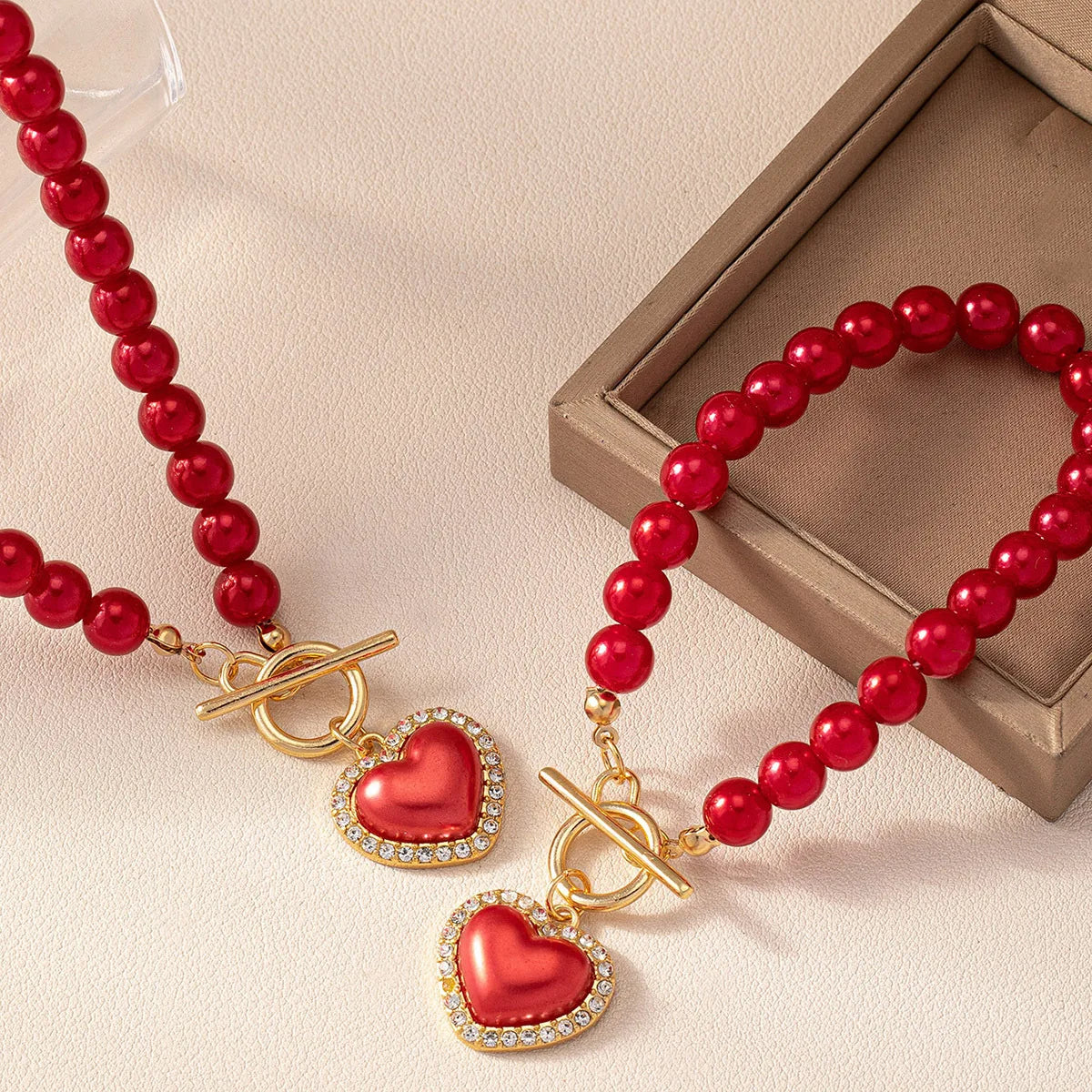 Creative Pearl Heart Necklace & Bracelet.