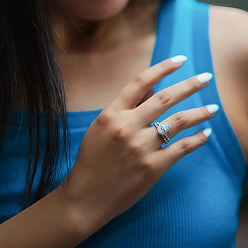 Set of 2 rings with a pretty pattern.