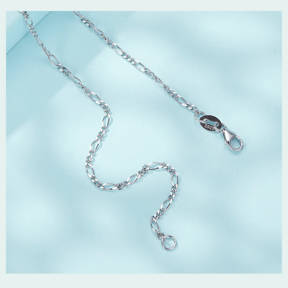 Classic necklace in genuine 925 sterling silver.