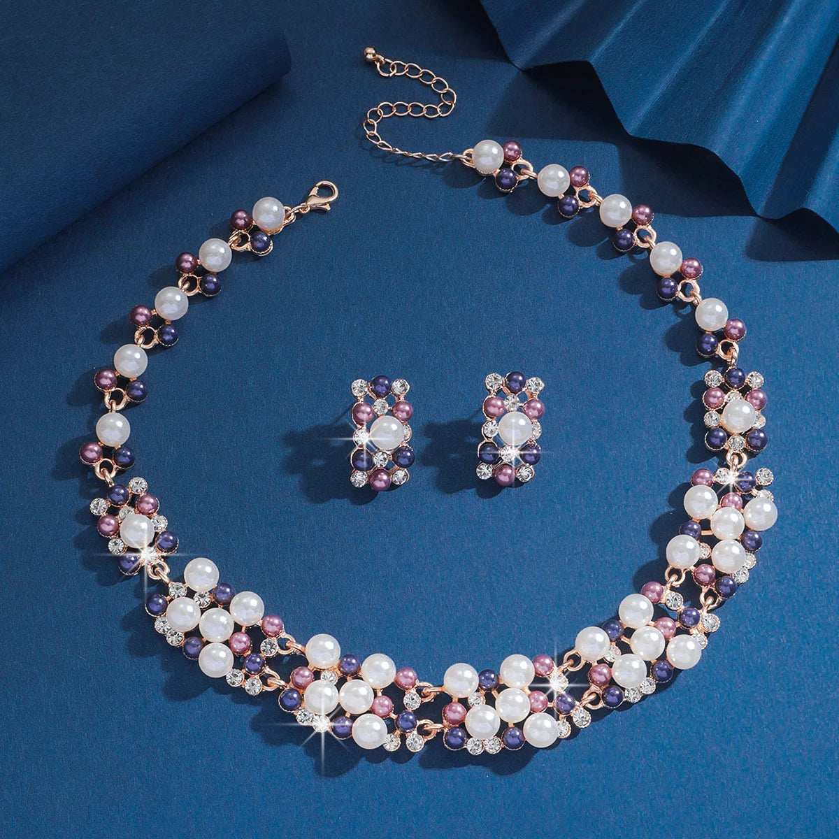 Imitation Pearl Necklace and Earrings, Luxurious Jewelry Ideal.