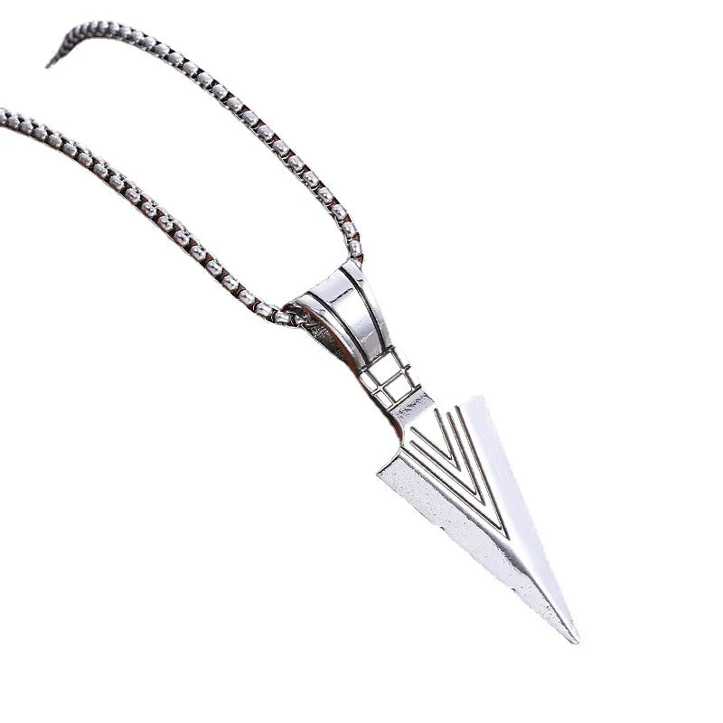 Fashion Small Arrow Pendant Necklace for Women.