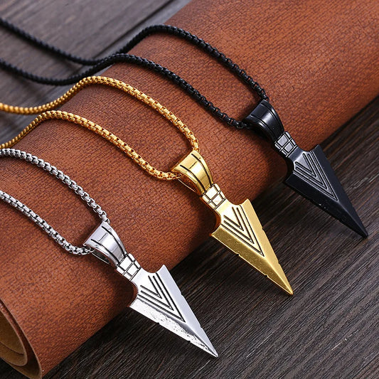 Fashion Small Arrow Pendant Necklace for Women.