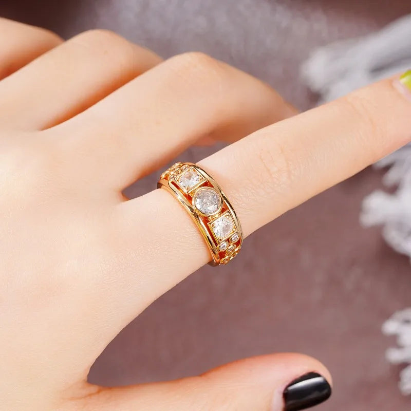 Malak modern rings