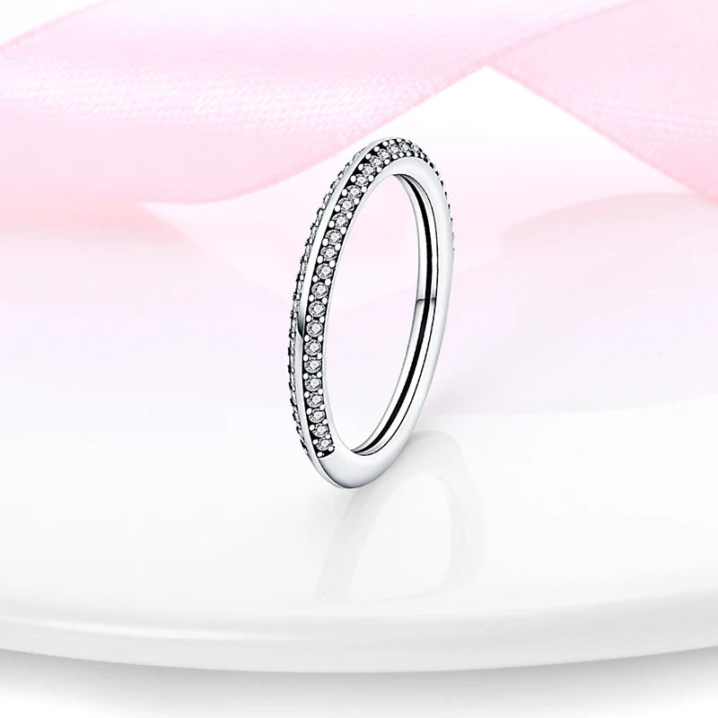 New advanced ring in genuine 925 sterling silver.