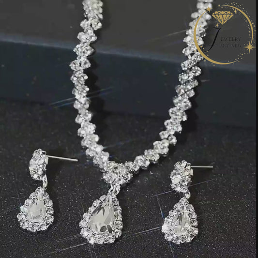 High quality water drop necklaces and earrings.